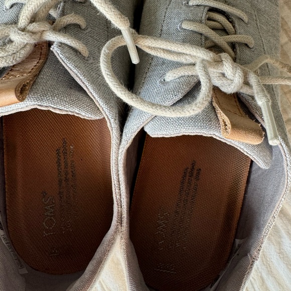 TOMS Sneakers Women’s Size 10 - Picture 6 of 7